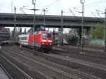120 115-1 verlässt mit einem IC Hamburg-Harburg 20.4.2016