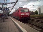 IC1909 von Ostseebad Binz nach Kln Hbf.kurz vor der Ausfahrt im Rostock Hbf.(07.09.08)