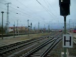 145 der HGK mit einem leeren Autozug in Richtung Berlin.
