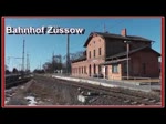 Mit cca. 30 Minuten Versptung hielt der IC 2355 auf dem Bahnhof Zssow zur Weiterfahrt nach Binz auf Rgen und wer auf die Insel Usedom will, muss hier auf die UBB umsteigen. Whrend die Reisenden noch auf den Anschluss, fuhr ein Gterzug mit einer 145er Lok in Richtung Berlin durch den Bahnhof. - 03.04.2013