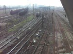 145 012 zieht am 07.04.09 einen Langschinentransportzug aus dem Rbf Halle(S) Richtung Berlin/Hannover.