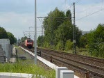 Lok der Br.152 der DB durchfhrt mit einem Gemischten Gterzug Neu Wulmsdorf richtung Hamburg.