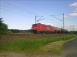 Die 152 028 der DB Cargo, fuhr am 4.6.10 mit Kesselwagen in richtung Saalfeld.