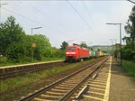Das Video zur 152 124-4, die am 25.6.10 mit Containerzug den Bahnhof Himmelstadt passierte.