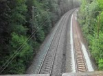 ES 64 U2-013 ist am 11.Juli 2011 mit einem leeren Autozug in Gttingen-Leineberg Richtung Eichenberg unterwegs.