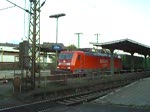 185 304-3, fhrt am 12.10.09 mit Gterzug aus Lehrte aus.
