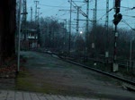 Durchfahrt Gterzug im Lehrte, mit BR 185, am 13.12.2009.