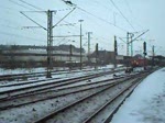 Ausfahrt zweier 185, mit Autozugtransportzug am 18.1.2010,