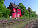 DB 185 399  Eine starke Partnerschaft mit Zukunft  fhrt am 19.4.11 mit einem gemischten Gterzug durch Ratingen-Lintorf.