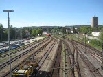 Aus Kreuzlingen Hafen kommt ein Lokzug bestehend aus  185 099-9 und 185 121-1. Die Fahrt ging in Richtung Singen.