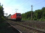 185 258-1 erreicht mit einen Güterzug am 30. Juli 2008 aus Richtung Würzburg kommend die Stadt Fürth / Bayern.