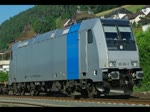 185 682-2 mit Containerzug in Fahrtrichtung Norden bei Ludwigsau-Friedlos. Aufgenommen am 08.07.2010.