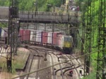 ECR E186 168-1 mit zwei 185er DB Loks und einem Containerzug in Saarbrücken-Herrensohr, aufgenommen am 01.08.2015