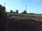 185 069 zieht einen Güterzug aus Richtung Cottbus kommend durch Priestewitz Richtung Dresden.