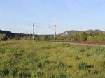 193 331 (die 500.) ist am 17.05.20 mit dem Schenker KLV bei Großeutersdorf zu sehen.