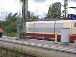 103 235-8 durchfhrt Dortmund-Mengede mit einem Kz, bestehend aus
4TEE- und 2IC-Wagen, von Kassel kommend, gen Kln.(16.06.07)