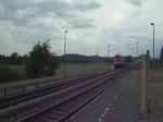110 497 zieht am 5. Juni 2011 den DZ 2703 nach Stuttgart Hbf durch Gundelsdorf Richtung Kronach.