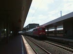 110 243 mit IC1818 bei der Abfahrt in Duisburg Hbf