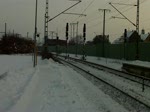 Einfahrt RE aus Braunschweig, mit Zug einer 111, am 12.1.10 in Lehrte