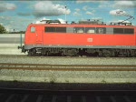 Eine BR 111 mit Doppelstokzug aufgenomen wernd der Zugfahrt von Nrnberg nach Mnchen am 23.06.2007.