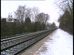 Ein RE von Kiel kommend durchfuhr mit schneller GEschwindigkeit den Bahnhof Prisdorf. Gesehen am 19.12.