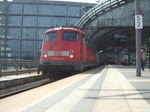 115 332-9 mit D441/1249 von Berlin-Zoologischer Garten Richtung Kiev Pass/Saratov bei der Ausfahrt im Berliner Hbf.(22.05.10)