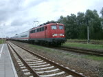 115 261-0 mit IC 1809 von Ostseebad Binz Richtung Kln Hbf bei der Ausfahrt im Bahnhof Bentwisch.(19.09.10)