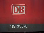 hier ist 115 355-0 vor dem AZ/NZ nach Livorno dieses mal mit vier extra AZ Tranzportwagen vor dem Personen Zug