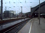BR 140 doppelt mit einem Kohlezug bei der Durchfahrt im Klner Hbf