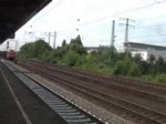Eine BR 140 durchfhrt mit einem Gterzug Hamm in Westfalen.