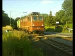 DP 62 und DP 61 fuhren am Abend des 19.7.10 mit Schotterwagen in Richtung Grokorbetha.