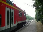 Die RB 26731 nach Weienfels verlie am 22.7.10 den Bahnhof Leipzig-Miltitz in Richtung Markranstdt. Hinten schob 143 554-5.