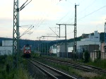 Eine RB aus Naumburg (Saale) Hbf beschleunigt aus dem Bahnhof Rudolstadt-Schwarza heraus.