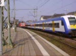 Eine 143 beschleunigt, um sich auf den Weg in Richtung Sden zu machen.
