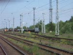 143 069-3(RBH Lok 102)und 143 286-3(RBH Lok 106)mit RBH-Kesselzug63900 von WRS nach Stendell bei der Ausfahrt im Bahnhof Rostock-Seehafen.Gefilmt am 24.05.09 am Hp Rostock-Dierkow.