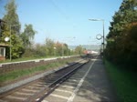 MEG 602 (143 204)und MEG 601 (143 179) am 13.10.10 mit Zementzug, Richtung Wrzburg, durch Himmelstadt.