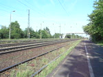 155 048 fährt mit gemischten Güterzug durch Saarmund.17.05.09  