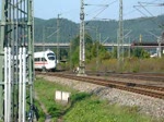 ICE 109 nach Innsbruck Hbf nhert sich mit 80 km/h dem Bahnhof Saalfeld (Saale).