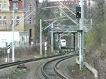 ICE 908 kommend von Mnchen Hbf durchfhrt hier den Bahnsteig Leipzig-Gohlis wo er ca.in 3min in Leipzig Hbf halt macht und spter weiter fhrt nach Berlin Gesundbrunnen wo er auch dort endet.Aufgenommen am 08.04.2012 in Leipzig