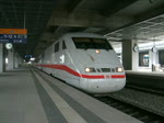 ICE800 von Berlin Sdkreuz Richtung Hamburg-Altona kurz vor der Abfahrt im Bahnhof Berlin Sdkreuz(22.05.10)