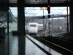 BR 401 ICE 573 bei der Einfahrt in den Fernbahnhof Flughafen Frankfurt. Der ICE hatte mehr als +60 am 22.03.2008.