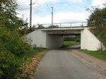 Der 402 005 fhrt am 23.10.07 als ICE 680 durch Isernhagen    