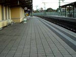 Durchfahrt eines Weiwrtchen in Lehrte um 18:21 Uhr am 12.10.2009.