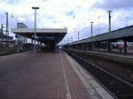 Ein ICE2(BR402) auf dem Weg zum Berliner Ostbahnhof durchfhrt den Dortmunder Hbf.(27.07.07)