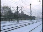 Einfahrt eines ICE 2 mit offner Schnauze am 30.1 in den Bahnhof Hamburg-Harburg.