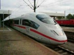 2 namenlose ICE 3 (Br 403) fahren als ICE 506 Basel SBB - Dortmund Hbf aus Mannheim Hbf aus.