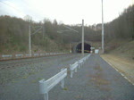 Ein ICE-T fährt mit 200 KM/H aus dem Landrückentunnel raus.Nächster   Halt:Kassel-Wilhelmshöhe.