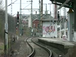 ICE 1613 kommend von Berlin Gesundbrunnen durchfhrt hier den Bahnsteig Leipzig-Gohlis und fhrt nach Mnchen Hbf und endet dort.Aufgenommen am 09.04.2012 in Leipzig