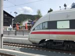 DB (ICE-T) BR 411 567-1 beim verlassen des Bahnhof's Seefeld in Tirol richtung Hamburg Altona als ICE 1294  Wetterstein .