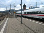 Da hat es wohl einer ganz schn eilig gehabt und nach krzester Zeit den Bahnhof Saalfeld (Saale) schon wieder verlassen, obwohl ich noch gar nicht so weit war! Hier macht sich also der ICE 1719 am
